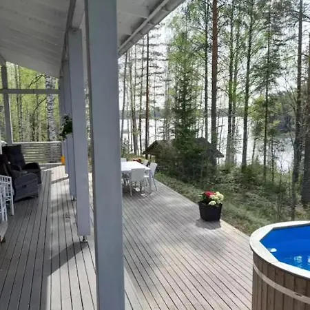 Ihana Moekki Jaerven Vieressae Kemping Jämsä